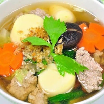 แกงจืดเต้าหู้หมูสับ