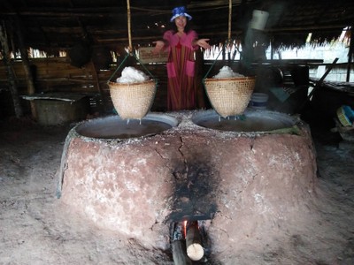 แอ่วน่านนานๆที