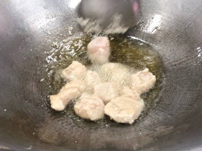 วิธีทำ ไก่ผัดเม็ดมะม่วง วิธีทำ ไก่ผัดเม็ดมะม่วง