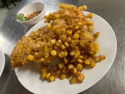 ข้าวโพดทอด