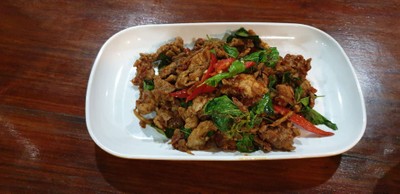 กวางผัดพริกแกง