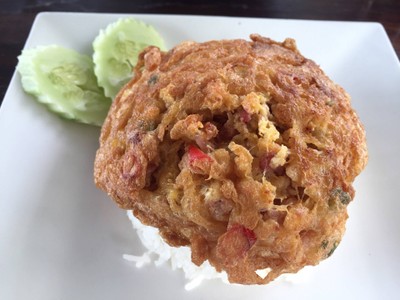 ข้าวไข่เจียวแหนม