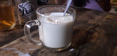 อาหาร หรือ เครื่องดื่ม