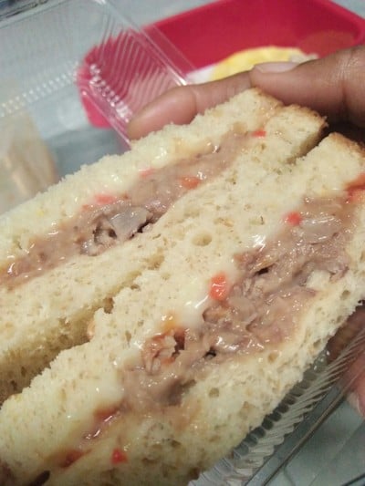 แซนวิช ทูน่ามายองเนส