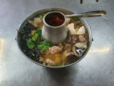 แกงจืดเต้าหู้หมูสับ