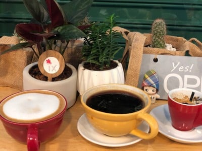 IX COFFEE ตลาดม้าไม้การ์เด้นท์