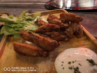 อาหาร หรือ เครื่องดื่ม