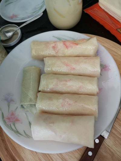 วิธีทำ ปอเปี๊ยะทอดไส้ปูอัด วิธีทำ ปอเปี๊ยะทอดไส้ปูอัด