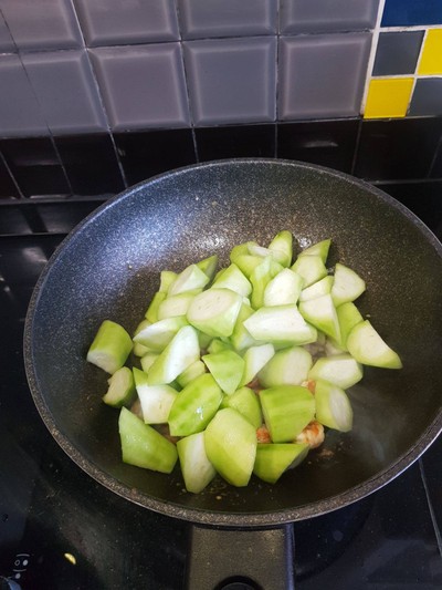 วิธีทำ บวบผัดไข่ วิธีทำ บวบผัดไข่
