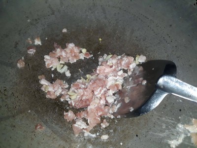วิธีทำ ผัดถั่วงอกหมูสับ วิธีทำ ผัดถั่วงอกหมูสับ
