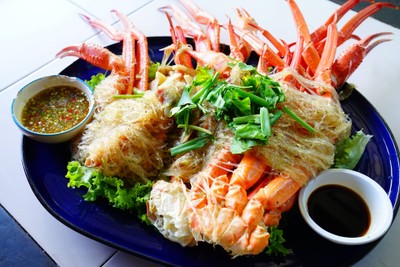 ปูอลาสก้าเชียงดาว Thai grill ประเสริฐทองวิลล์ ปูอลาสก้าเชียงดาว Thai grill ประเสริฐทองวิลล์