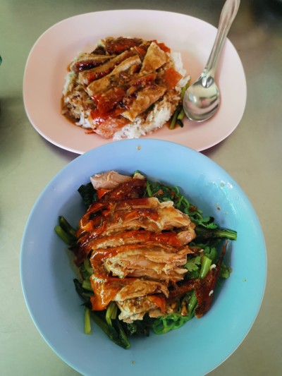 บะหมี่แห้งเป็ดย่าง