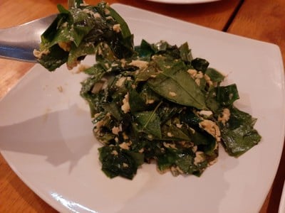 ใบเหลียงผัดไข่