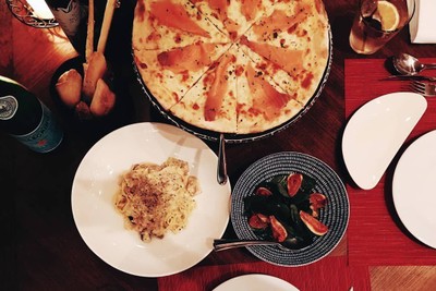 อาหาร หรือ เครื่องดื่ม