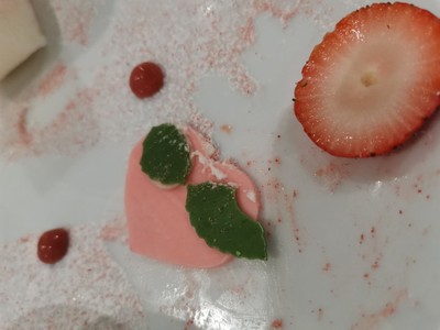 อาหาร หรือ เครื่องดื่ม