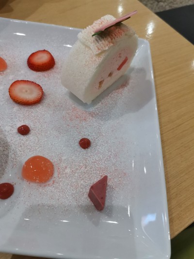 อาหาร หรือ เครื่องดื่ม