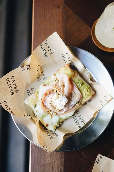 อาหาร หรือ เครื่องดื่ม