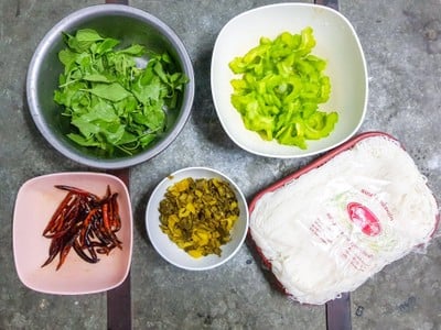 วิธีทำ ขนมจีนน้ำยา สูตรเด็ด วิธีทำ ขนมจีนน้ำยา สูตรเด็ด