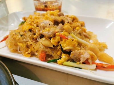 อาหาร หรือ เครื่องดื่ม