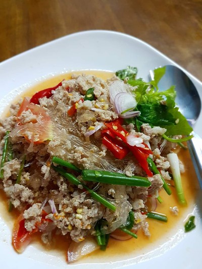 ยำวุ้นเส้นรวมมิตร