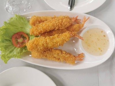 กุ้งชุบแป้งทอด