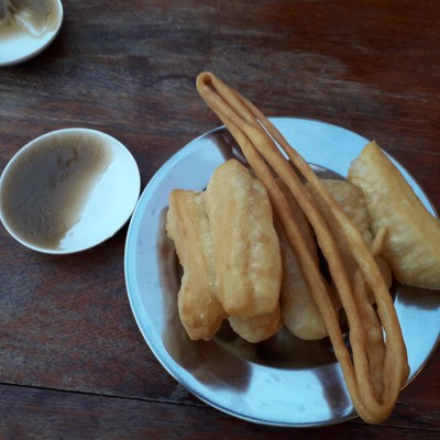 ปาท่องโก๋