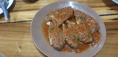 ฉู่ฉี่ปลาน้ำเงิน