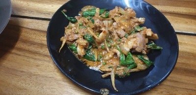 หมูป่าผัดเผ็ด