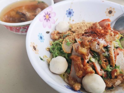 อาหาร หรือ เครื่องดื่ม