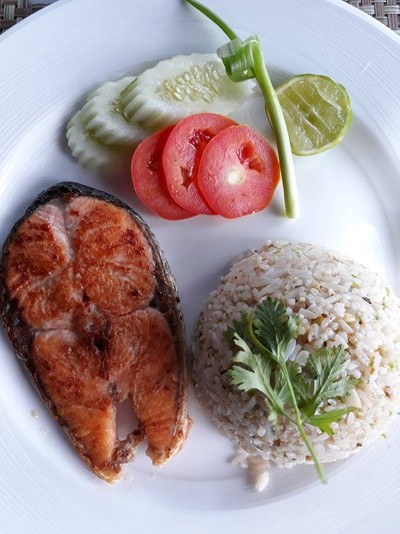 อาหาร หรือ เครื่องดื่ม