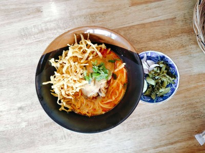 ข้าวซอยไก่