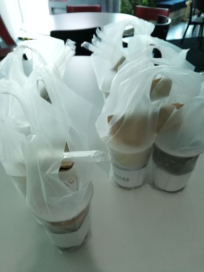 อาหาร หรือ เครื่องดื่ม