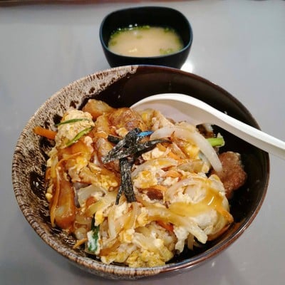 อาหาร หรือ เครื่องดื่ม