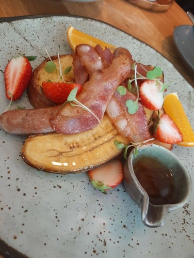 อาหาร หรือ เครื่องดื่ม