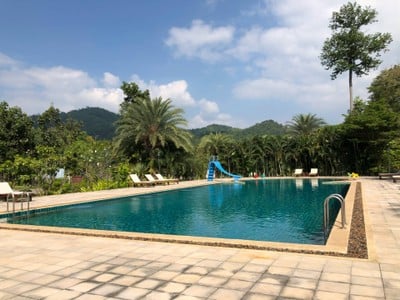 สระว่ายน้ำ/ชายหาด