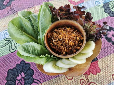 อาหาร หรือ เครื่องดื่ม