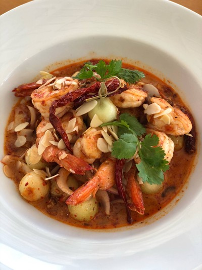 พล่ากุ้งโทมิเมล่อน