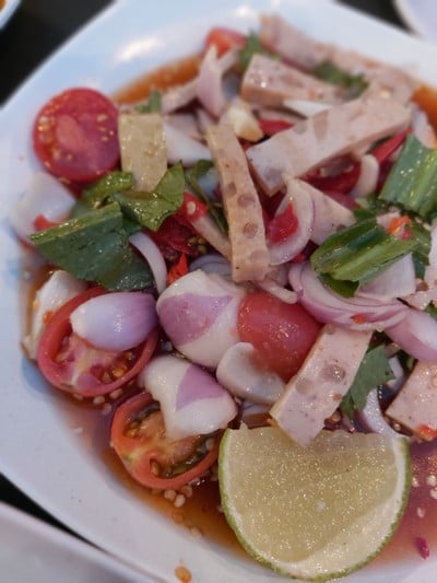 ยำหมูยอ