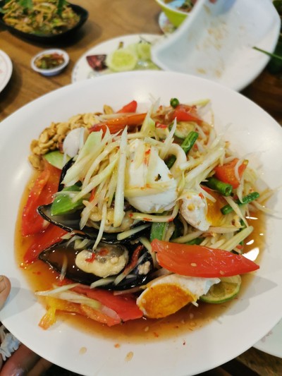 ส้มตำทะเล