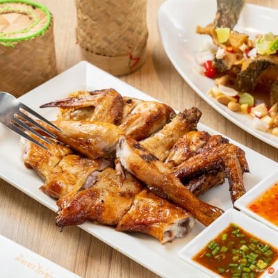 นิตยาไก่ย่าง สวนเพลิน มาร์เก็ต นิตยาไก่ย่าง สวนเพลิน มาร์เก็ต