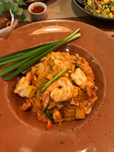 ผัดไทยกุ้งสด