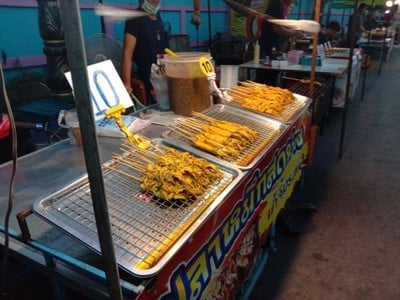 ไนท์บาซาร์นครแม่สอด