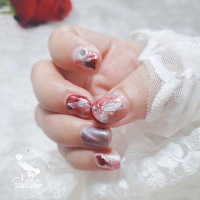 Nahm  botanical nail