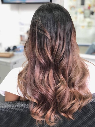 https://www.facebook.com/Suay-salon-1875740175983693/