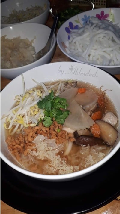 #ก๋วยเตี๋ยวเจ