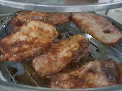 วิธีทำ หมูอบกระเทียมพริกไทย วิธีทำ หมูอบกระเทียมพริกไทย