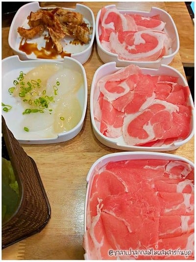 อาหาร หรือ เครื่องดื่ม