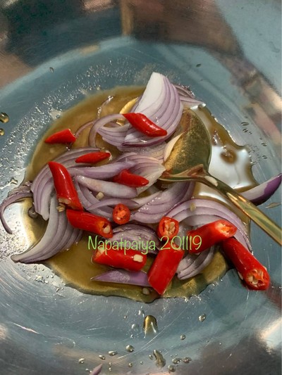 วิธีทำ ยำข้าวโพดไข่ต้ม