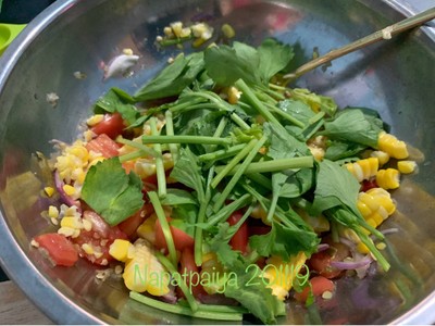วิธีทำ ยำข้าวโพดไข่ต้ม