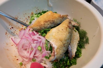 วิธีทำ ยำขนมจีนปลาทู วิธีทำ ยำขนมจีนปลาทู